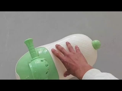 Penut Jeździ samochodem na zabawie